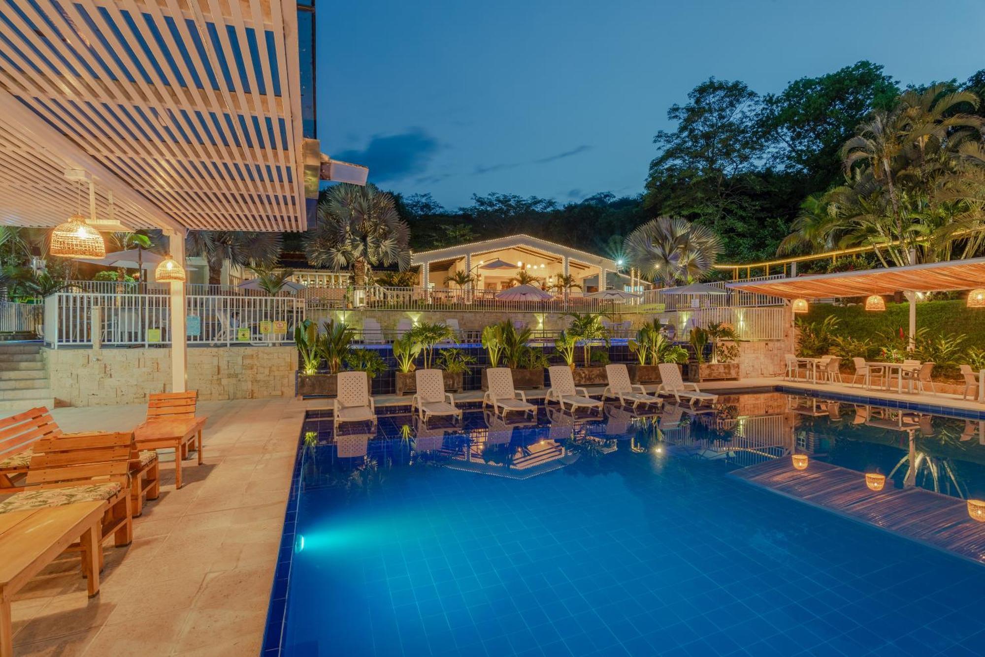 Camila Hotel 4*