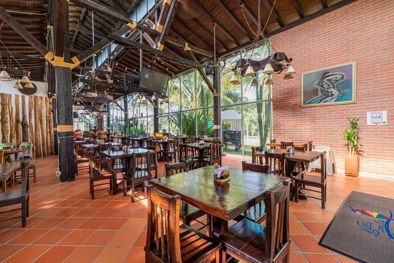 Camila Hotel La Pintada
