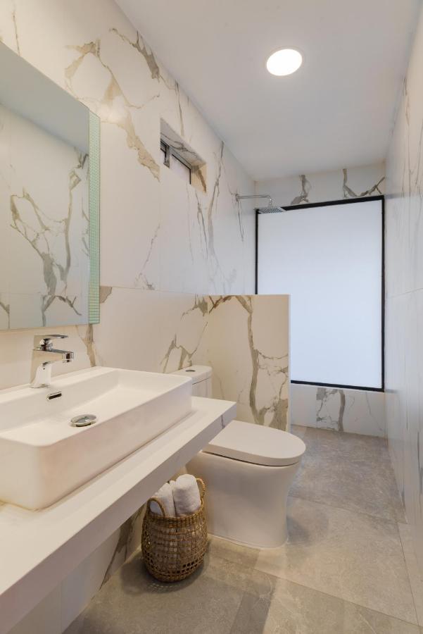 Hotel Camila 4*