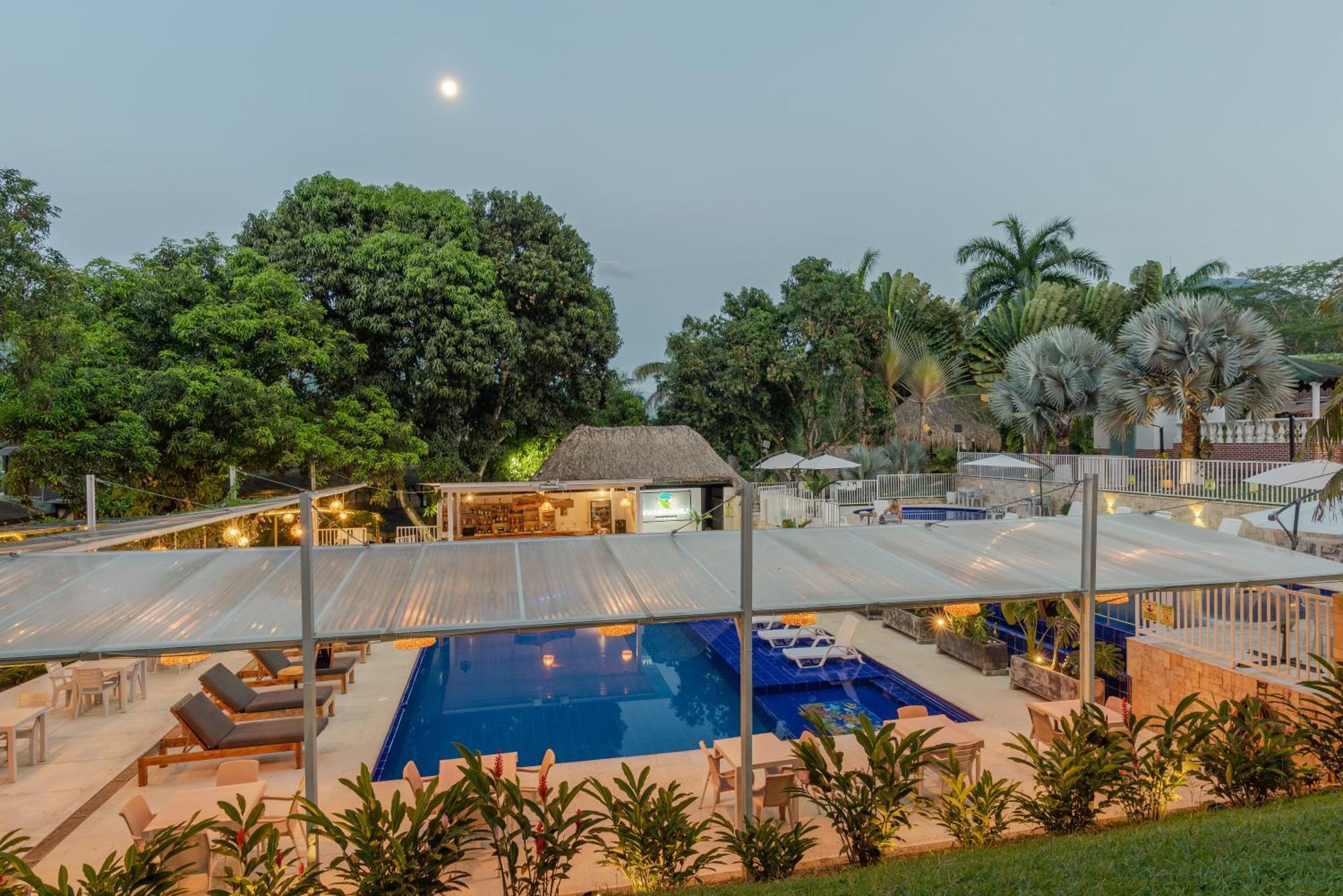 Camila Hotel